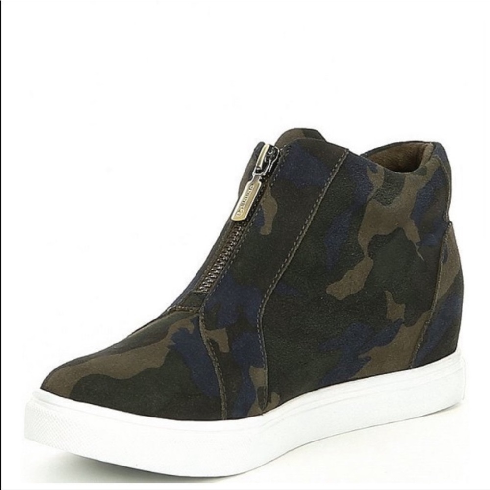 Blondo Glenda Suede Camouflage Wedge Sneaker Bootie Zip Front Waterproof